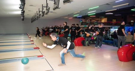 ULUDAĞ ELEKTRİK, BASIN MENSUPLARINI EN ENERJİK BOWLING TURNUVASI’NDA BULUŞTURDU